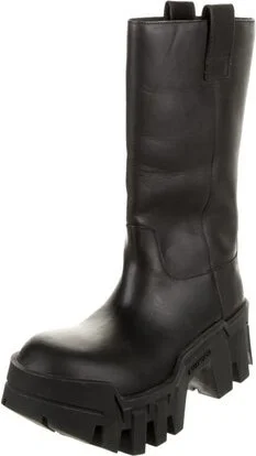 Balenciaga - Image 2