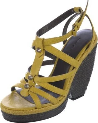 Balenciaga - Image 2
