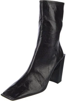 Balenciaga - Image 2