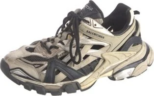 Balenciaga - Image 2