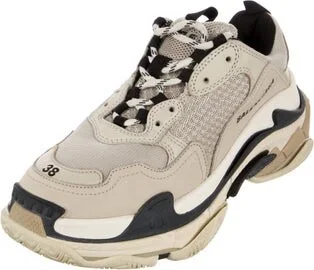 Balenciaga - Image 2