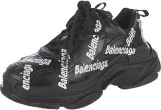 Balenciaga - Image 2