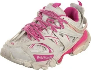 Balenciaga - Image 2