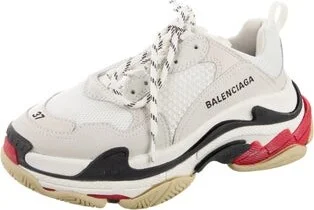 Balenciaga - Image 2