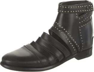 Balenciaga - Image 2
