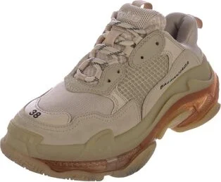 Balenciaga - Image 2
