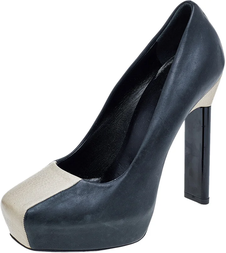 Balenciaga Black/Beige Leather Pumps Size 38.5