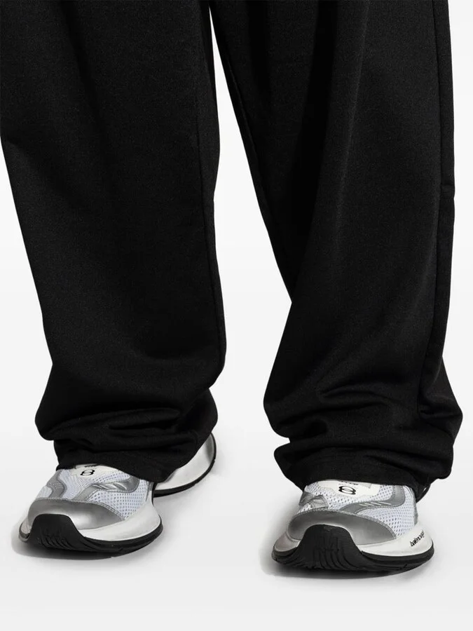 Balenciaga Circuit Sneakers - Image 3