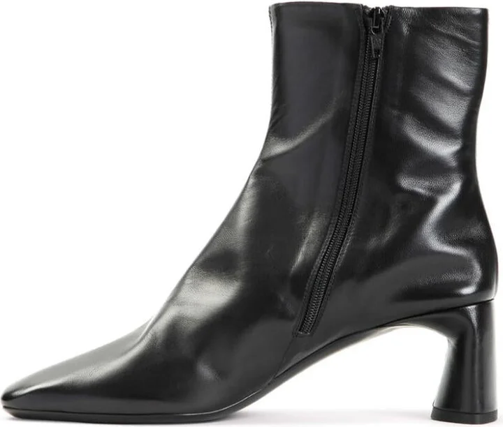 Balenciaga Leather Ankle Boots - Image 3