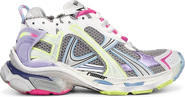 Balenciaga Runner Gradient Sneaker in Grey