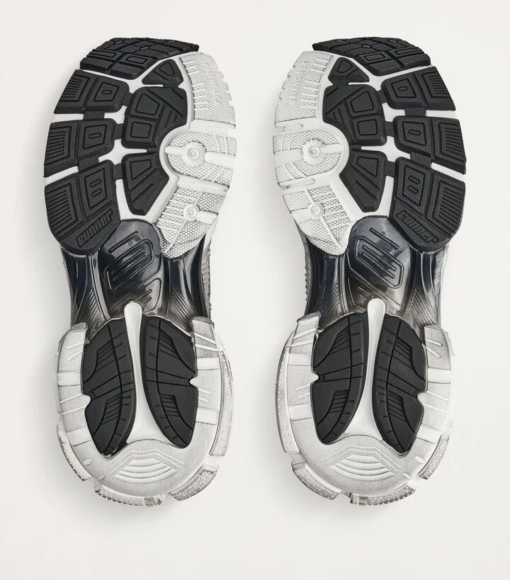 Balenciaga Runner Low-Top Sneakers - Image 6