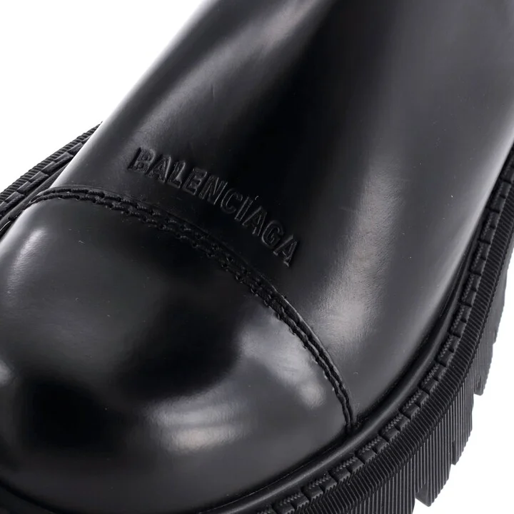 Balenciaga Women's Tractor Chelsea Boots Leather - Image 5
