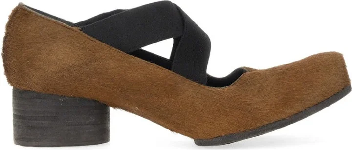 Ballerina With Elastic