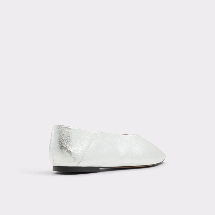 Ballet flat - Image 2