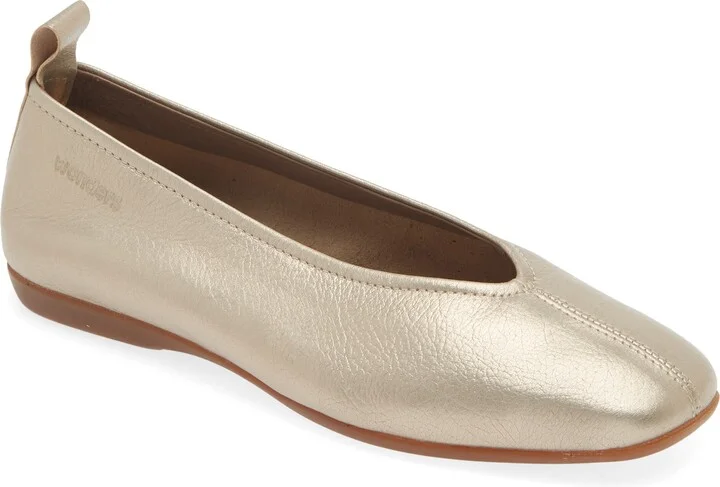 Soft Gold Metallic