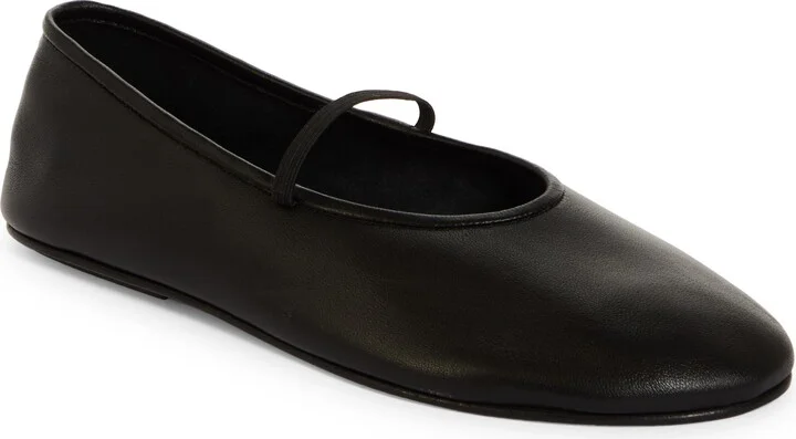 Ballet Flat