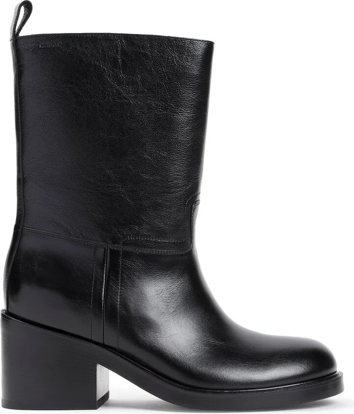 Bally Round-Toe Heeled Boots