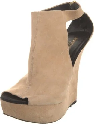 Balmain - Image 2