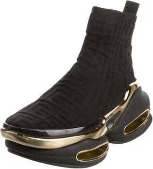Balmain - Image 2