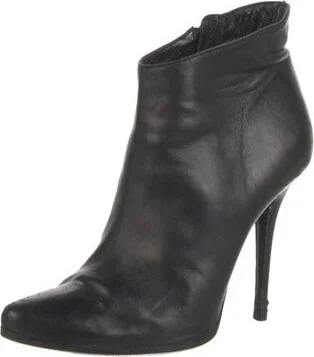 Balmain - Image 2