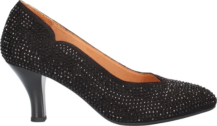 Bambelle Pointed Toe Pump - Image 10