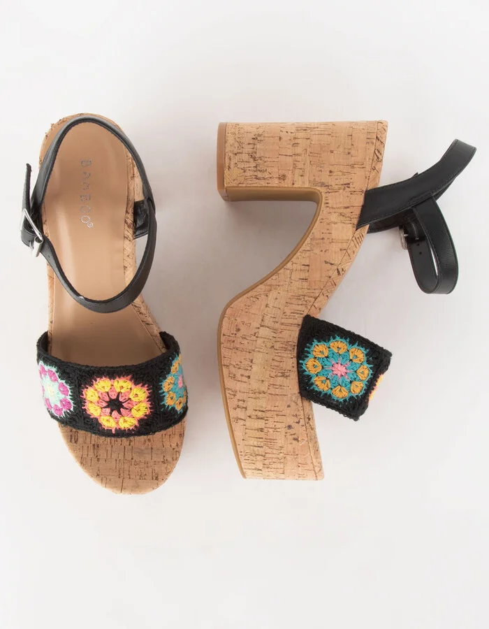 BAMBOO Crochet Womens Platform Sandals - Image 5