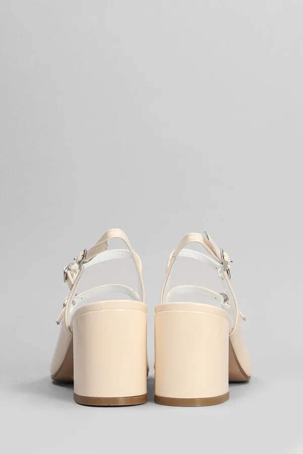 Banana Pumps In Beige Patent Leather Carel - Image 4
