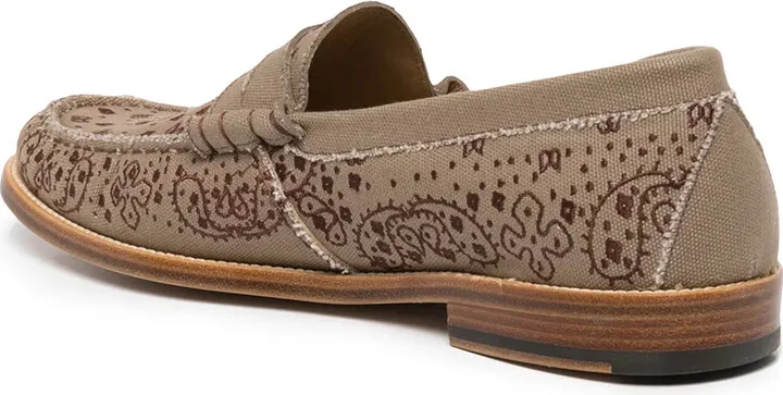 Bandana-Print Low-Heel Loafers - Image 3