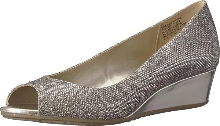 Bandolino Candra Women's Wedge Shoes Gold Glamour Material : 5 M, Synthetic - Image 2