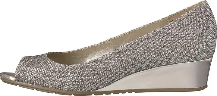 Bandolino Candra Women's Wedge Shoes Gold Glamour Material : 5 M, Synthetic - Image 7