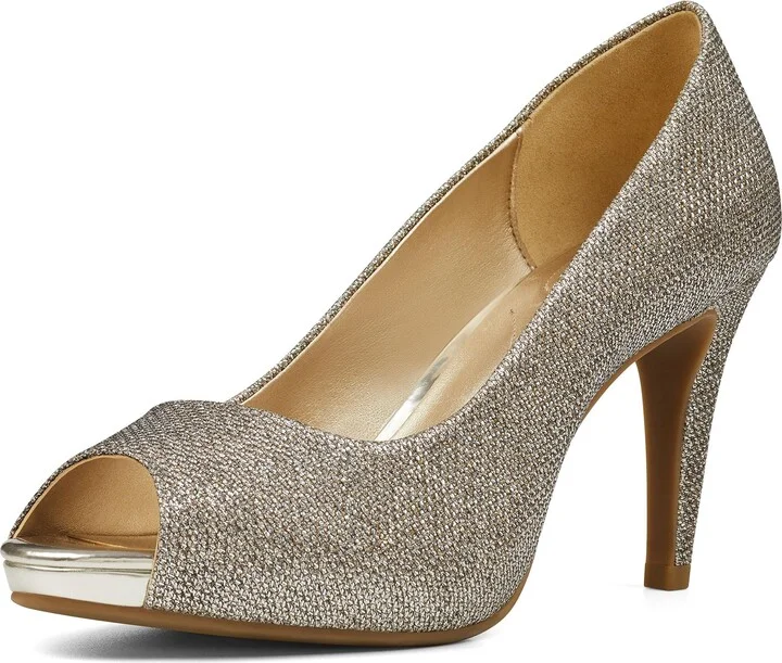 Bandolino Footwear Women's Rainaa Pump