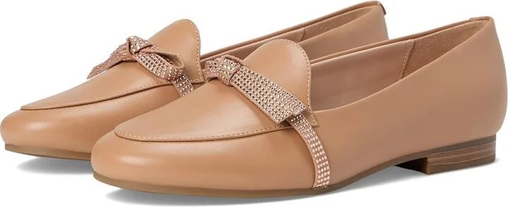 Bandolino Jayme Women's Flat Shoes Medium Natural : 9 M