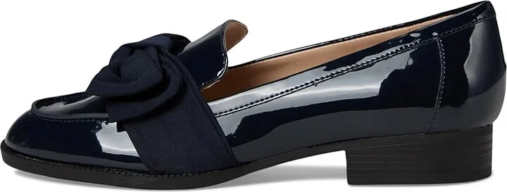 Bandolino Lindio Women's Shoes Navy Patent : 5 M, Textile - Image 6