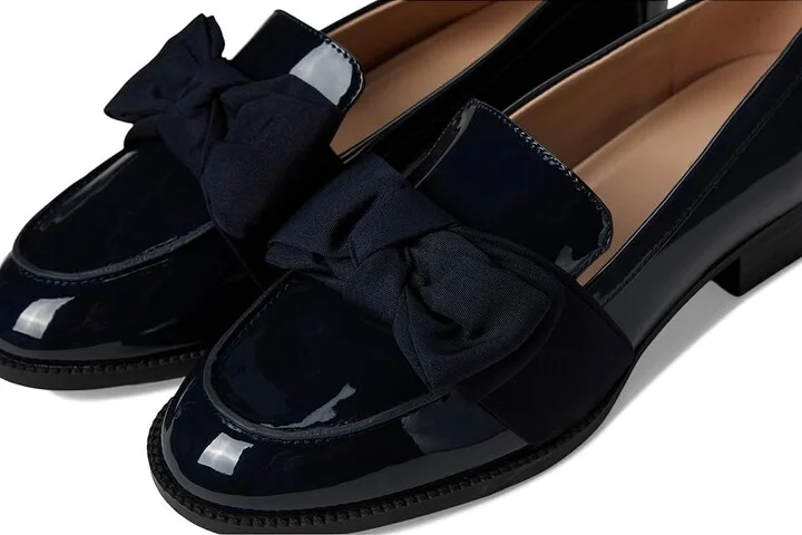 Bandolino Lindio Women's Shoes Navy Patent : 5 M, Textile - Image 7