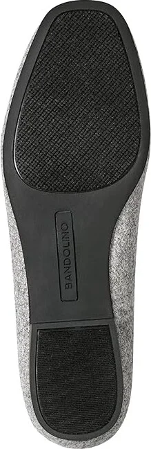 Bandolino Meonna Women's Flat Shoes Light Grey : 5 M, Rubber/Suede - Image 3