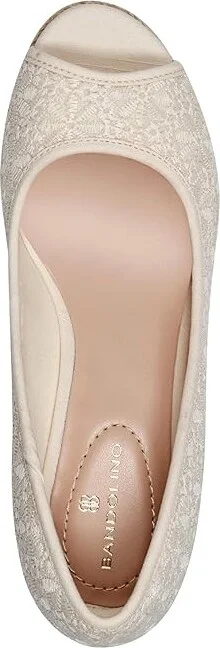 Bandolino Nuri Women's Sandals Cream : 8.5 M, Synthetic - Image 2