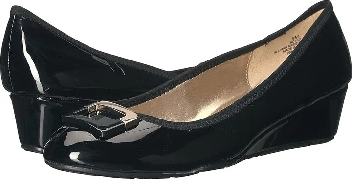 Bandolino Tad Women's Sandals Black Super Soft Patent Pu : 5.5 M, Synthetic