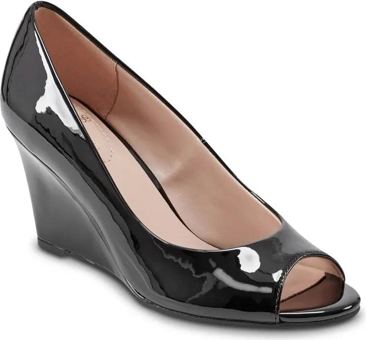 Bandolino Tufflove Wedge Pump