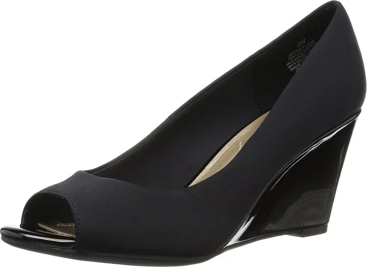 Bandolino Tufflove Women's Wedge Shoes Black : 5 M, Textile - Image 2