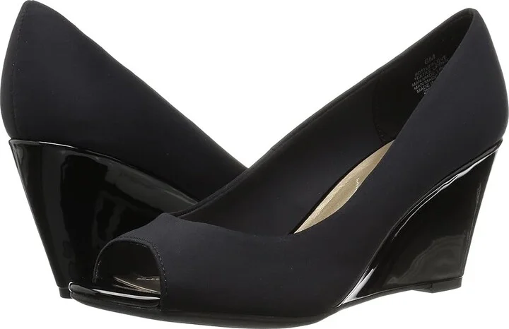 Bandolino Tufflove Women's Wedge Shoes Black : 5 M, Textile