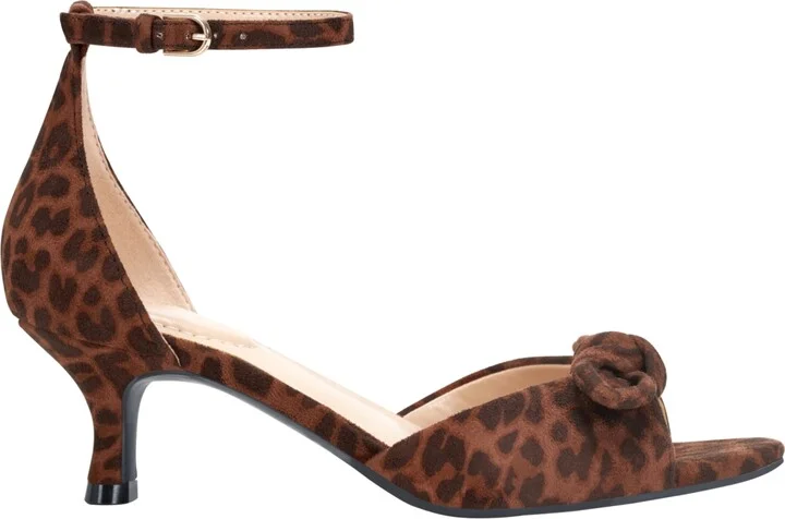 Bandolino Women's Andora Bow Kitten Heel Sandals - Image 10