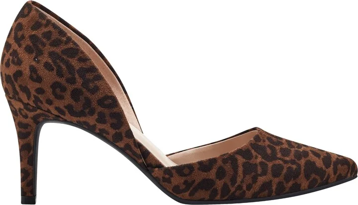 Bandolino Women's Grenow D'Orsay Pointed Toe Pumps - Image 6