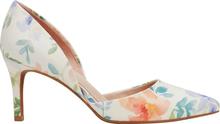 Bandolino Women's Grenow D'Orsay Pointed Toe Pumps - Image 10