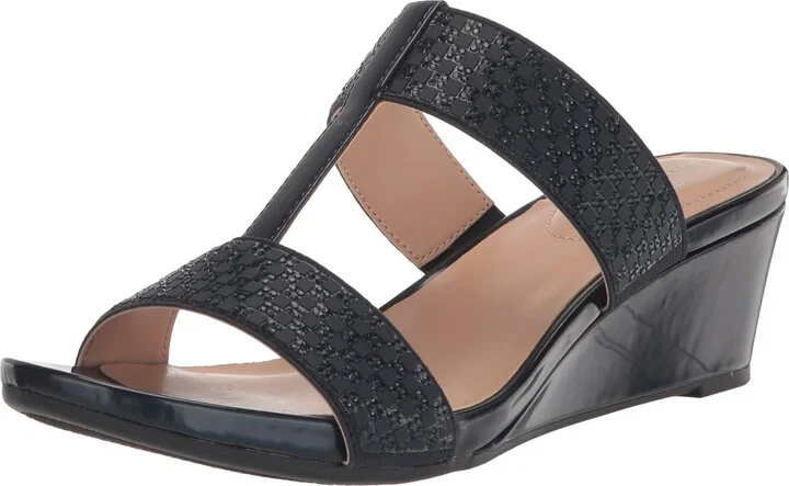 Bandolino Women's IHAVETO2 Wedge Sandal