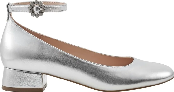Bandolino Women's Lexy Ankle Strap Low Block Heel Pumps - Image 11