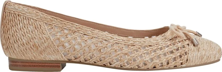Bandolino Women's Marafia Woven Ballet Flats - Image 4