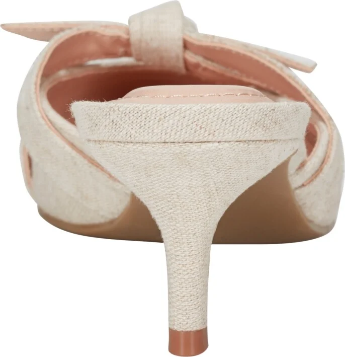Bandolino Women's Marlow Knotted Kitten Heel Pumps - Image 3
