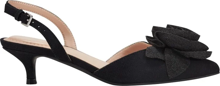 Bandolino Women's Miller Rosette Halter Kitten Heel Pumps - Image 2