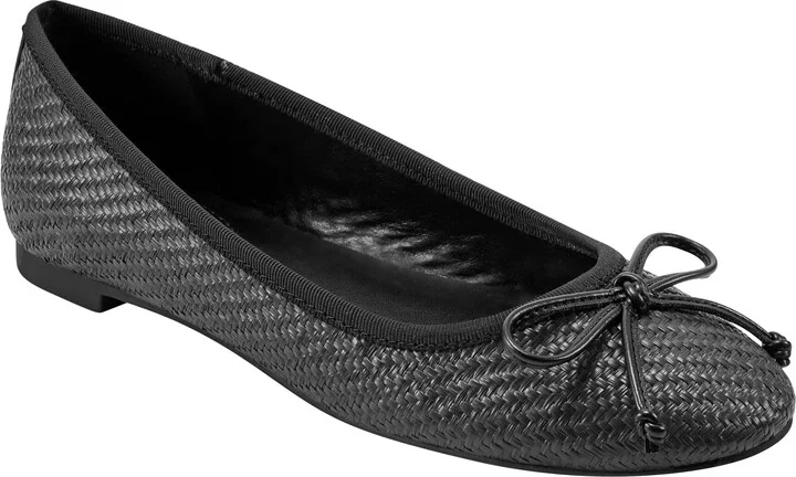 Black Raffia 001