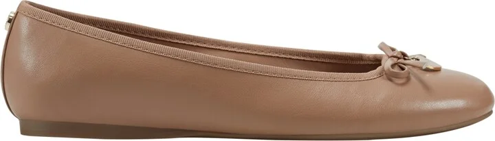 Bandolino Women's Piheart Ballet Flats - Image 2